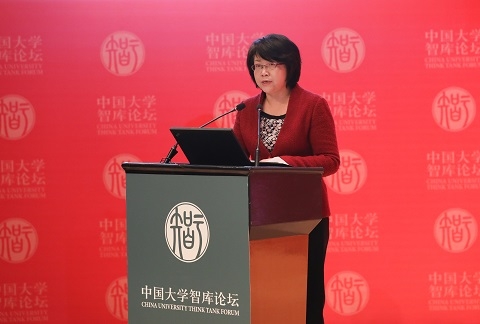 翁铁慧.jpg